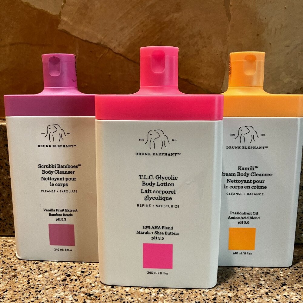 Drunk Elephant Set of Glycolic Body Lotions , 2 Cleanser!!! NEW